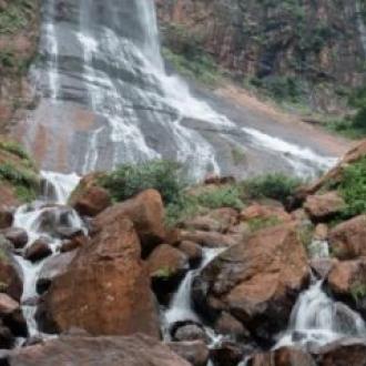 ଖଣ୍ଡାଧାର ଜଳପ୍ରପାତ